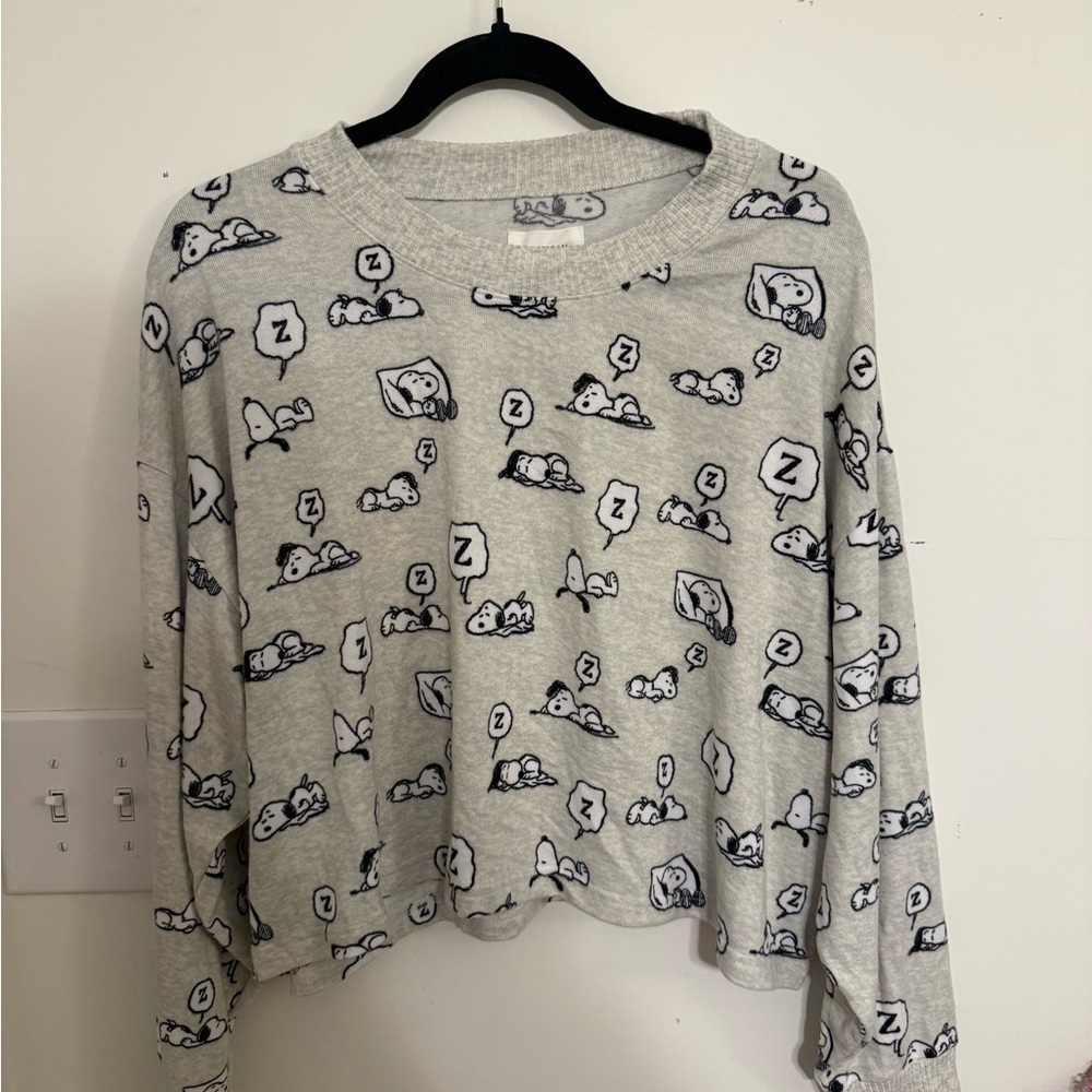 American Eagle Outfitters Gray Snoopy Set